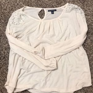 American Eagle cream lace shirt
